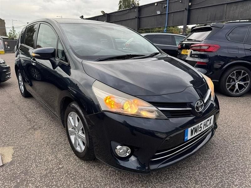 Grey Used 2015 Toyota Verso MPV | £7,299 (Fair price) - Image 1/4