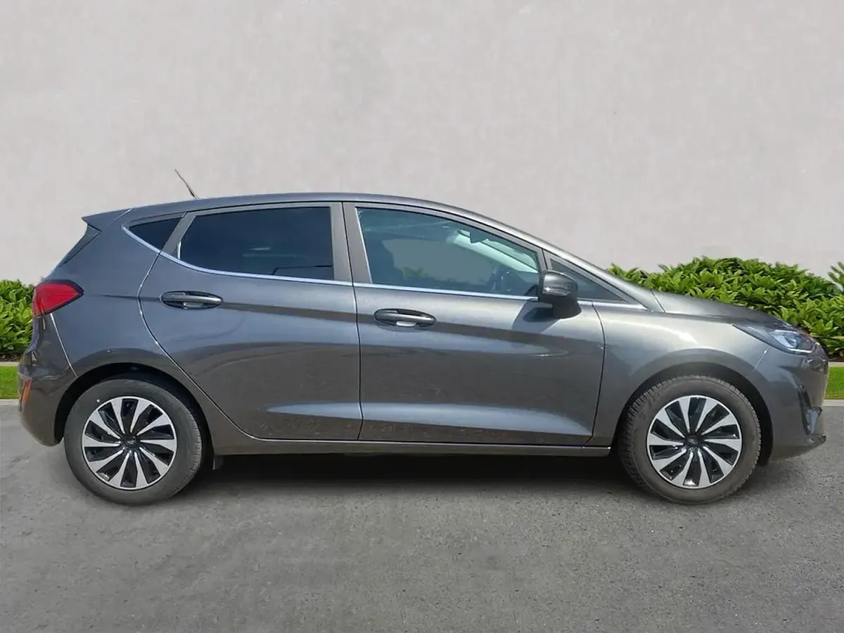 Used Ford Fiesta Titanium 100 HP (73 kW) 2023 Grey Hatchback