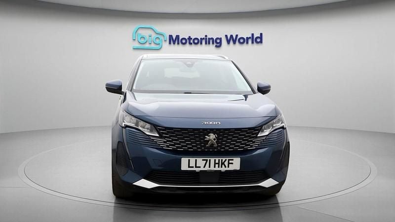 Used Peugeot 3008 Allure Premium 131 HP (96 kW) 2021 Blue SUV