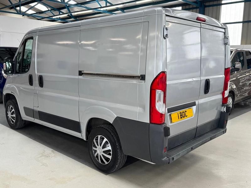 Used Peugeot Boxer 110 HP (80 kW) 2018 Silver Van