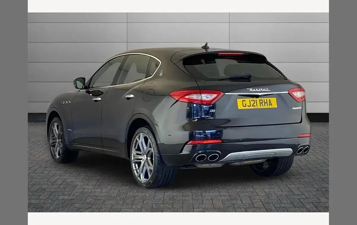 Used Maserati Levante GranLusso 350 HP (257 kW) 2021 Black SUV
