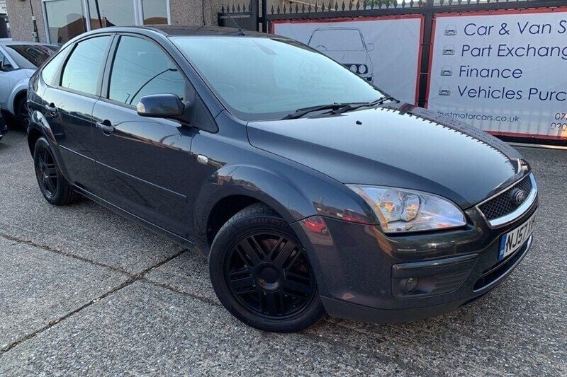 Grey Used 2007 Ford Focus Ghia Hatchback | £999 (Fair price) - Image 1/1