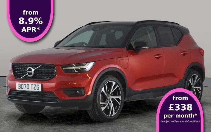 Used 2022 Volvo XC40 R-Design Pro SUV | £22,748 (Good price) - Image 1/3
