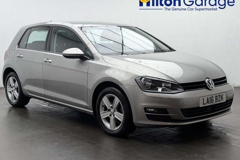 Used VW Golf VII Edition 125 HP (91 kW) 2016 Silver Hatchback