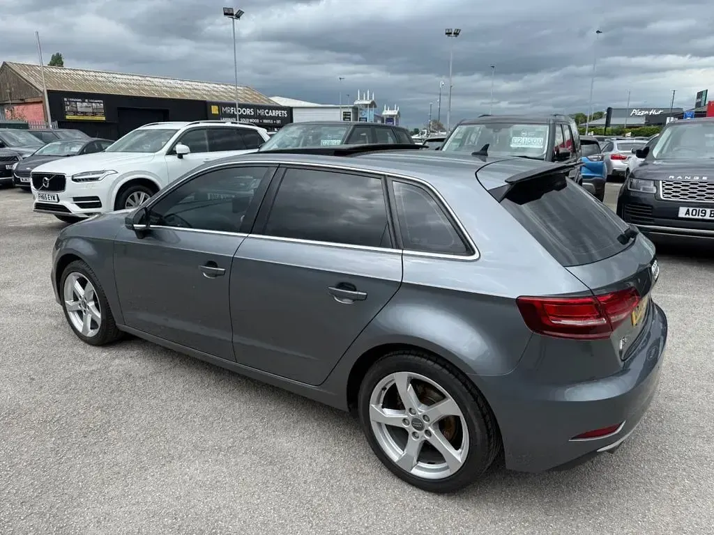 Used Audi A3 Sportback Sport 116 HP (85 kW) 2018 Grey Hatchback