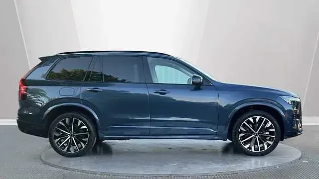 Used Volvo XC90 Ultra 455 HP (334 kW) 2025 Metallic  denim blue SUV