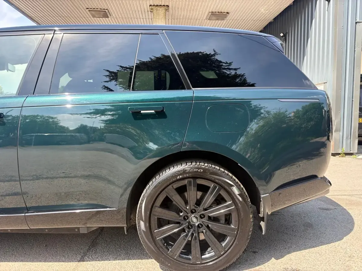 Begagnad Land Rover Range Rover HSE 2022 Grön SUV