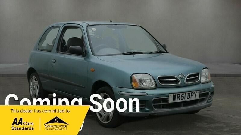 Used Nissan Micra SE 2001 Green Hatchback