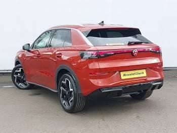 Novo VW T-Roc R-line 150 HP (110 kW) 2026 Vermelho SUV