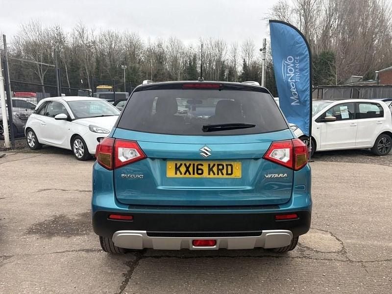 Used Suzuki Vitara SZ-T 120 HP (88 kW) 2016 Turquoise/black SUV