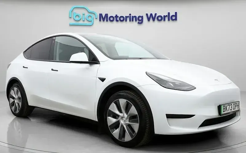 Used Tesla Model Y Standard Range 219 kW (299 HP) 2023 SUV
