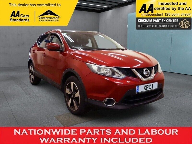 Red Used 2015 Nissan Qashqai N-TEC SUV | £7,395 (Fair price) - Image 1/1