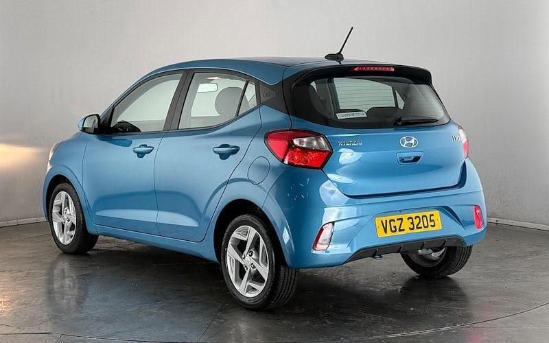 Used Hyundai i10 SE 67 HP (49 kW) 2023 Hatchback