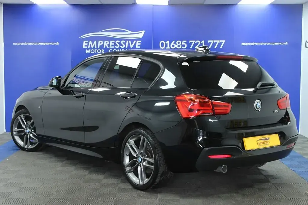 Used BMW 118 M Sport 150 HP (110 kW) 2019 Black Hatchback