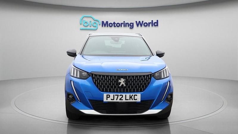 Used Peugeot 2008 Premium 155 HP (114 kW) 2022 Blue SUV
