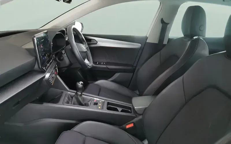 Used Cupra Leon 150 HP (110 kW) 2023 White Hatchback
