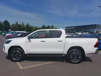 Used Toyota HiLux 2023 White Pickup