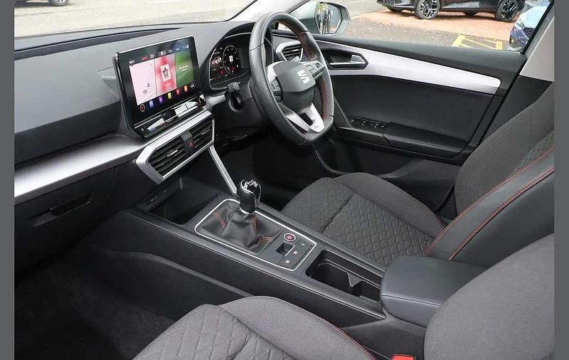 Used Seat Leon FR 147 HP (108 kW) 2021 Silver Hatchback