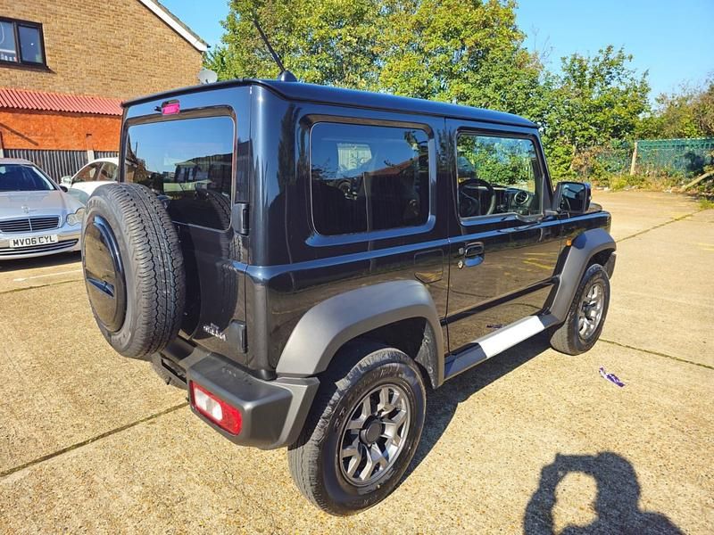 Ny Suzuki Jimny 2025 Svart SUV