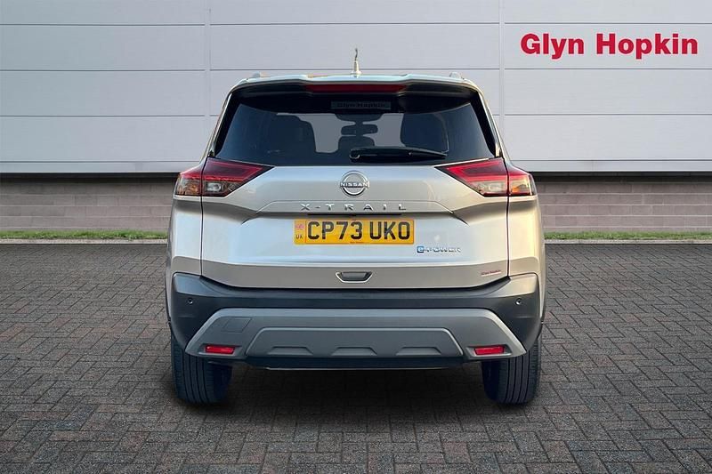 Used Nissan X-Trail N-Connecta 213 HP (156 kW) 2024 Silver SUV