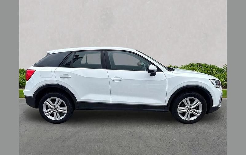 Used Audi Q2 Sport 108 HP (79 kW) 2022 White SUV