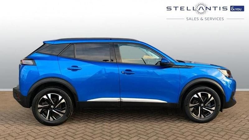 Used Peugeot e-2008 Allure 98 kW (134 HP) 2021 Blue SUV