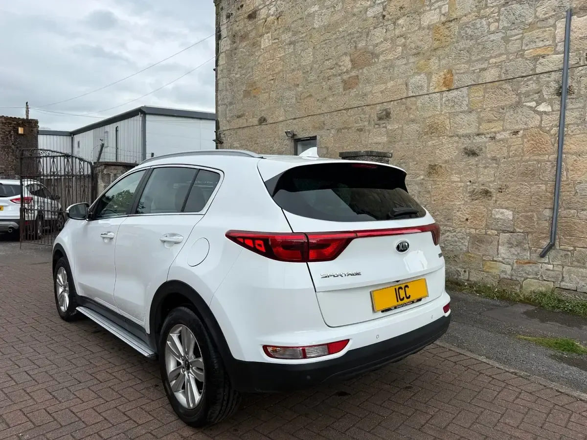 Used Kia Sportage 130 HP (95 kW) 2017 White SUV