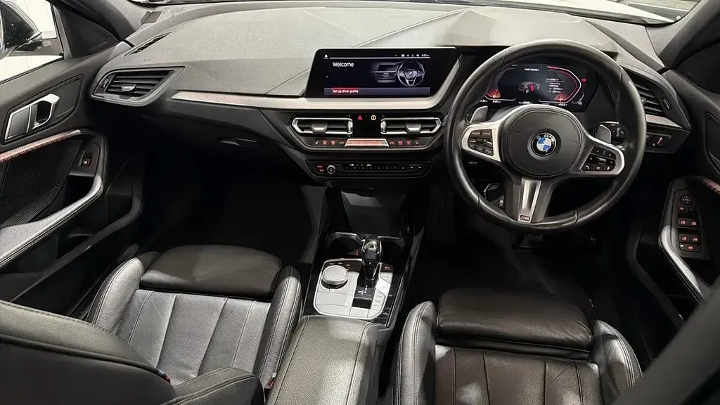 Usado BMW M135 Comfort Edition 2020 Blanco Utilitario