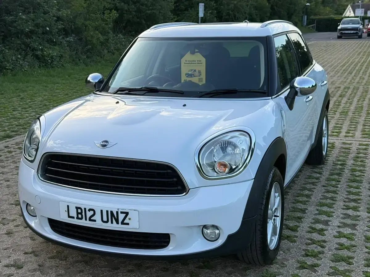Used Mini One Countryman 98 HP (72 kW) 2012 White SUV