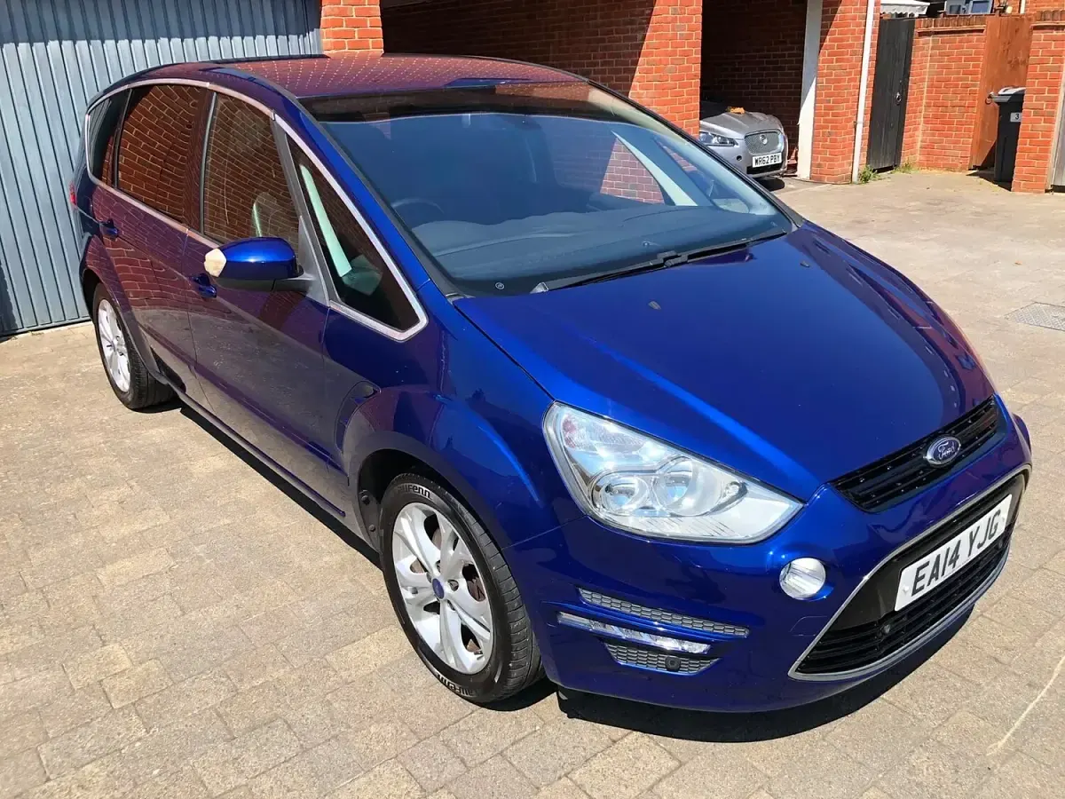 Used Ford S-MAX Titanium 115 HP (84 kW) 2014 Blue MPV