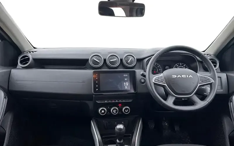 Usado Dacia Duster Journey 130 CV (95 kW) 2023 Gris SUV