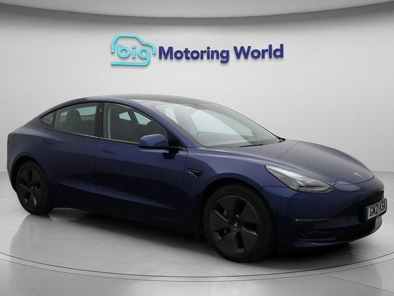 Blue Used 2021 Tesla Model 3 Long Range AWD Sedan | £18,700 (Good price) - Image 1/4