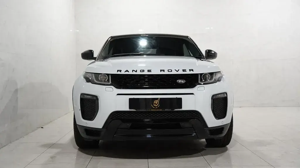 Used Land Rover Range Rover evoque HSE Dynamic 180 HP (132 kW) 2016 White Cabriolet
