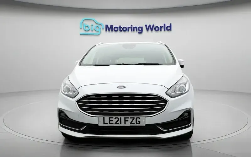 Used Ford S-MAX Titanium 150 HP (110 kW) 2019 MPV