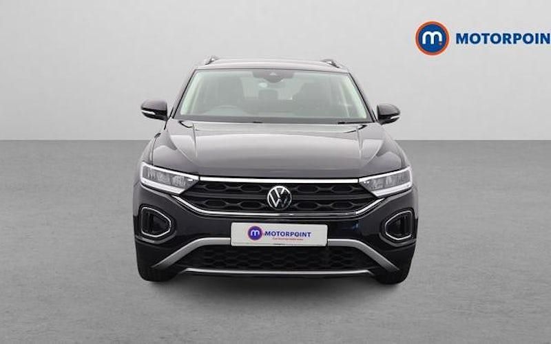 Used VW T-Roc Life 110 HP (80 kW) 2023 Black SUV