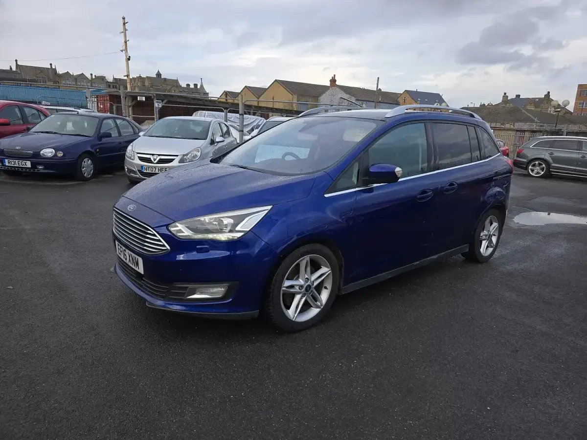 Used Ford Grand C-Max Titanium X 150 HP (110 kW) 2016 Blue MPV