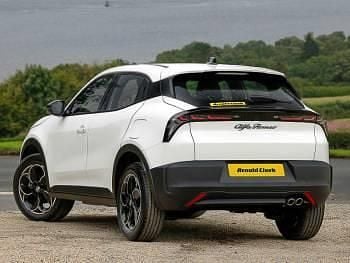 New Alfa Romeo GT Junior Ti 145 HP (106 kW) 2026 Solid  sempione white Hatchback