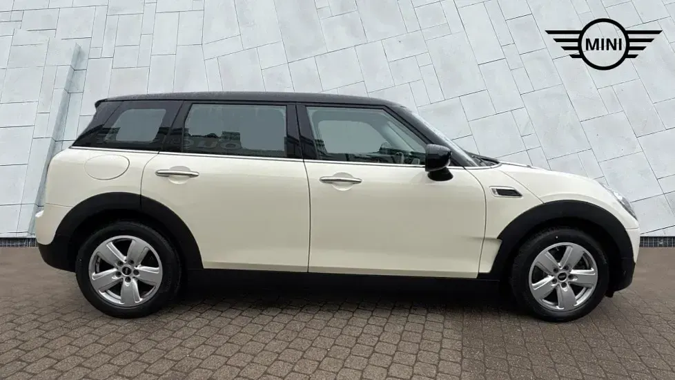 Used Mini Cooper Clubman Classic 134 HP (98 kW) 2020 White Estate