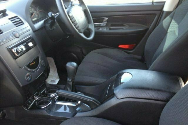 Used Ssangyong (KGM) Rexton 165 HP (121 kW) 2012 SUV