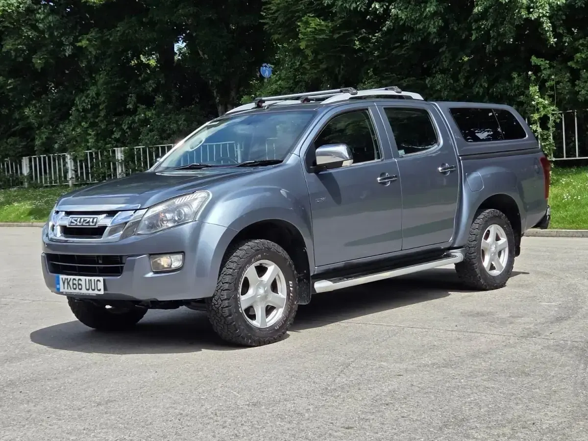 Used Isuzu D-Max 161 HP (118 kW) 2016 Grey Pickup