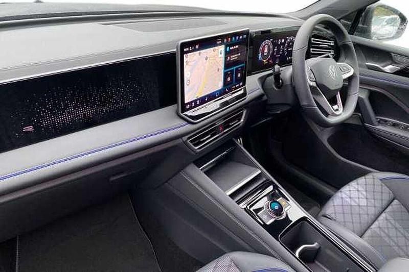 Used VW Tiguan R-line 148 HP (108 kW) 2025 Black SUV