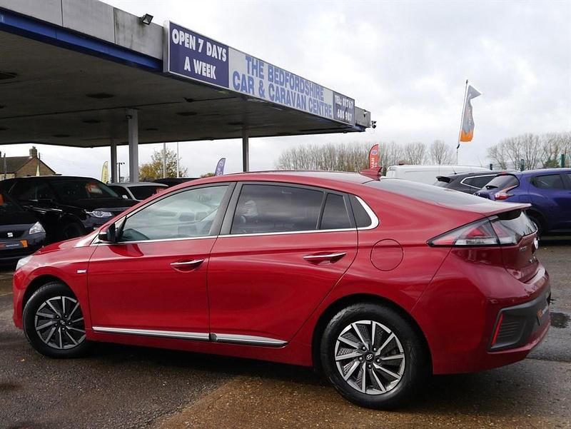 Used Hyundai Ioniq Premium SE 100 kW (136 HP) 2020 Red Hatchback