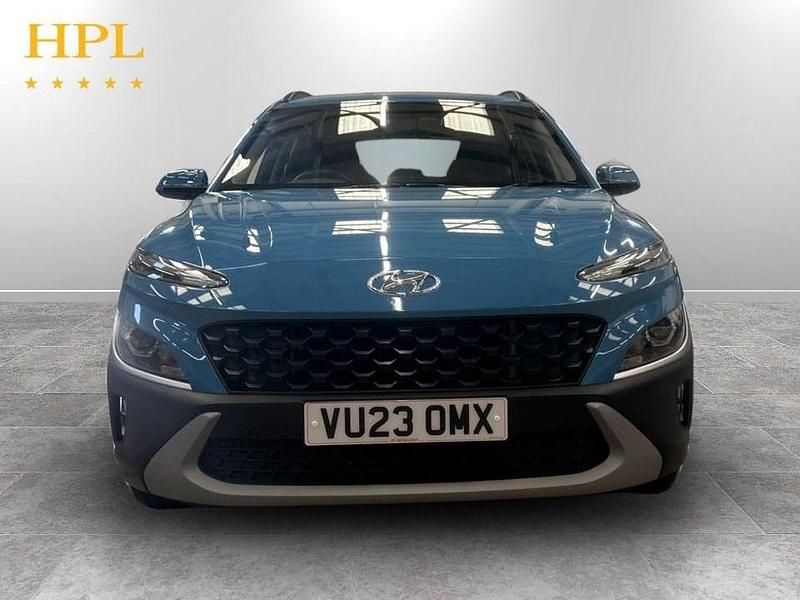 Second-hand Hyundai Kona SE 120 CP (88 kW) 2023 Albastru SUV