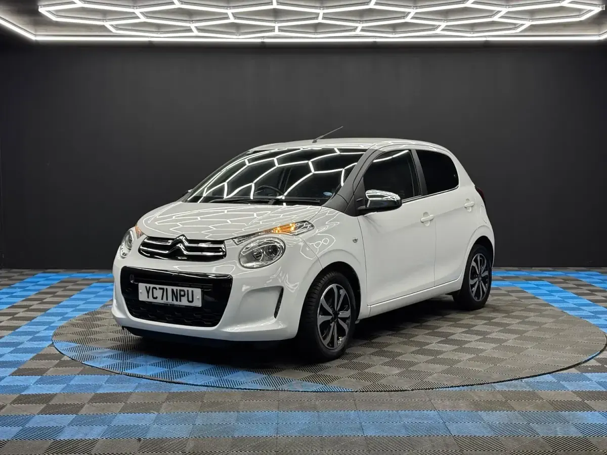 Used Citroën C1 Shine 2022 White Hatchback