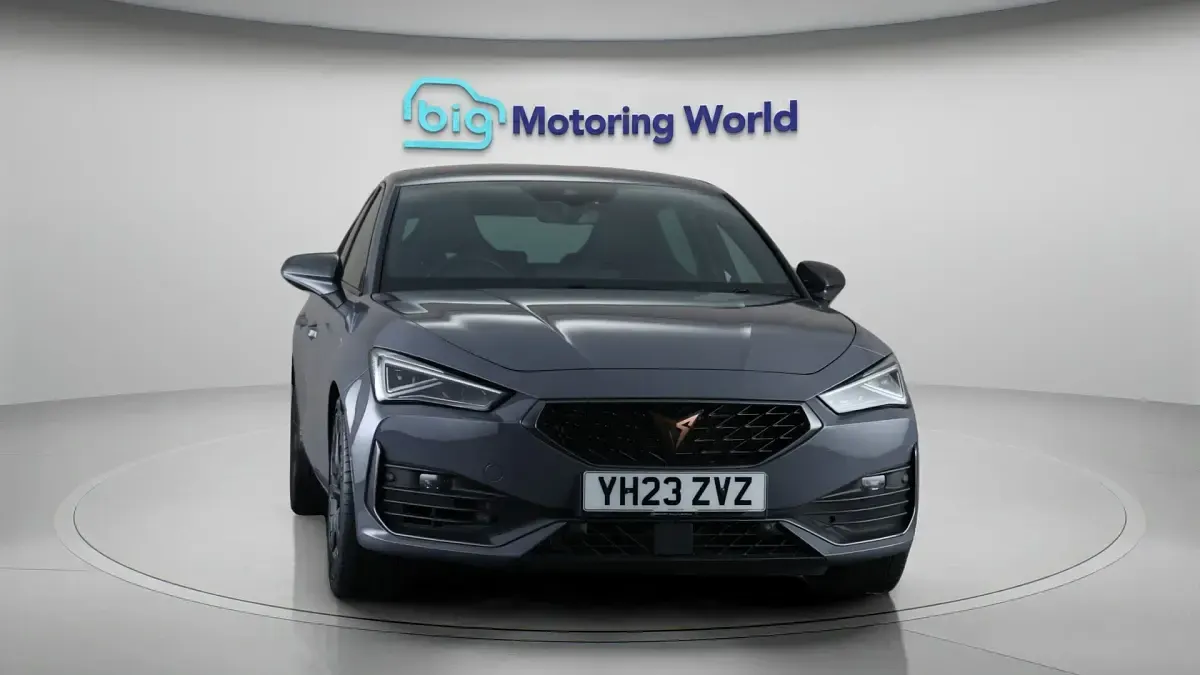 Used Cupra Leon VZ3 310 HP (228 kW) 2023 Grey Hatchback