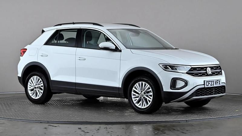 Used VW T-Roc Life 150 HP (110 kW) 2023 White SUV