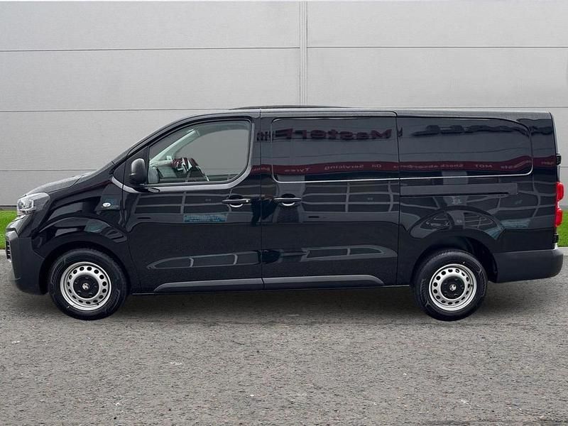 Nouă Vauxhall Vivaro S 118 CP (86 kW) 2025 Negru Monovolum