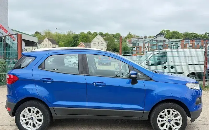 Used Ford Ecosport Zetec 125 HP (91 kW) 2017 Blue SUV
