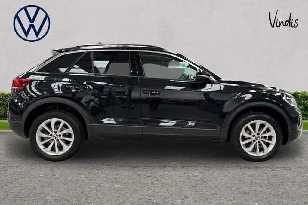 Used VW T-Roc 150 HP (110 kW) 2025 SUV