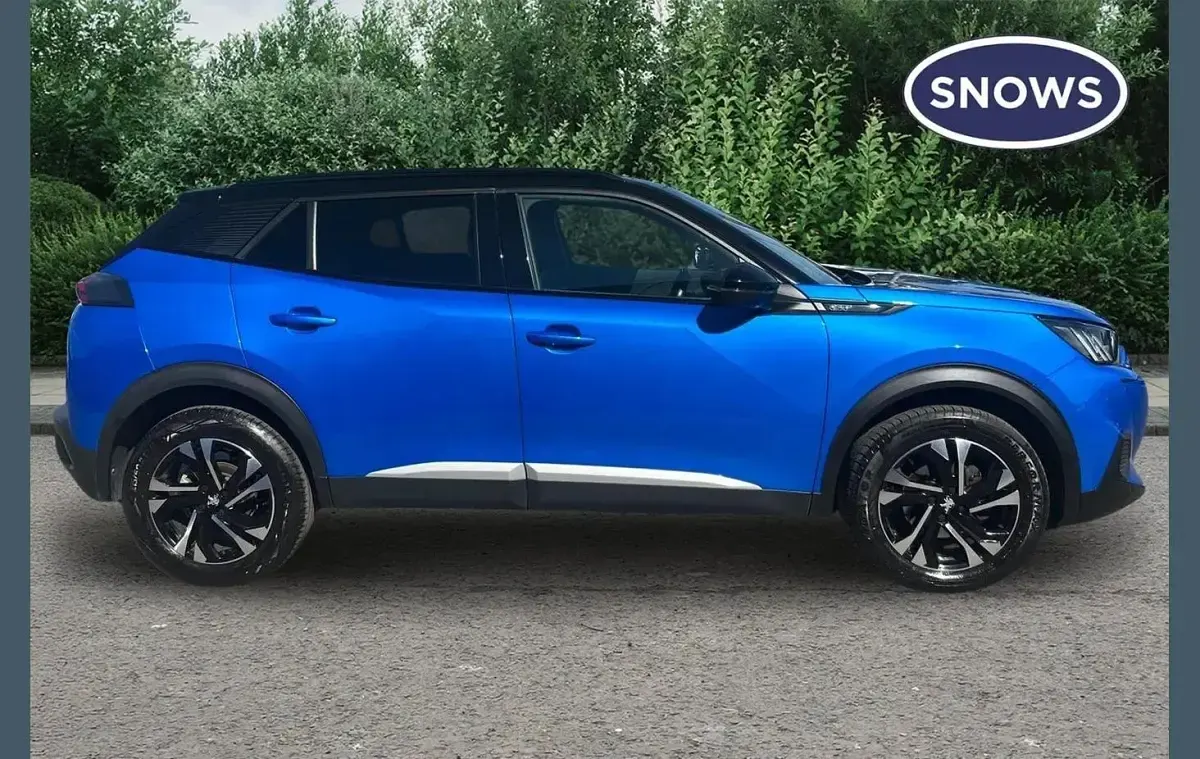 Used Peugeot 2008 GT 131 HP (96 kW) 2023 Blue SUV